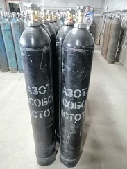 Азот газообразный ОСЧ не ниже 99,996%;